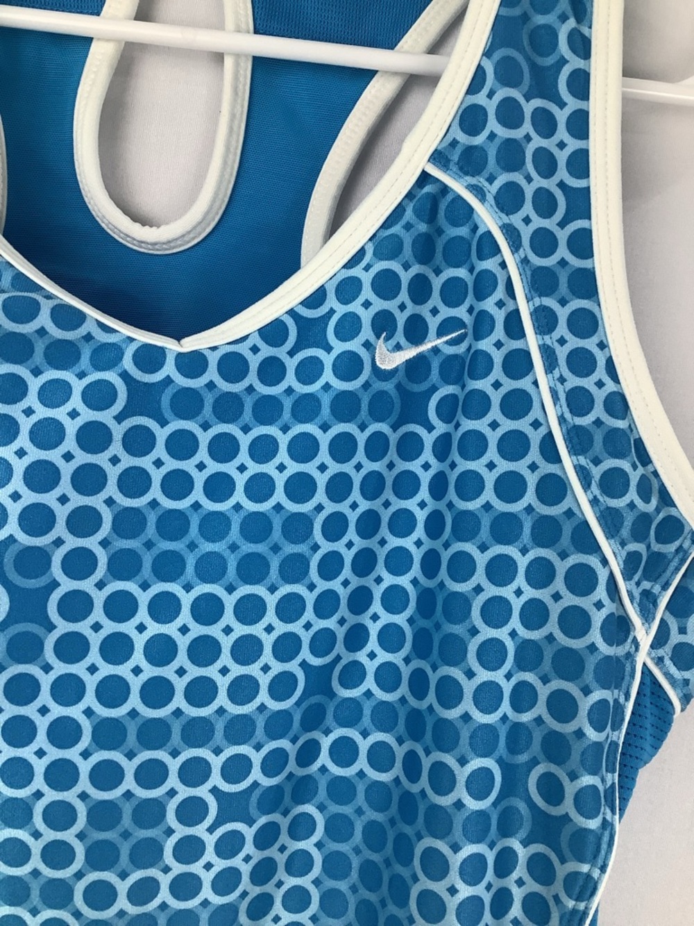 Nike Women’s Racerback Athletic Tank Top - Picture 3 of 5